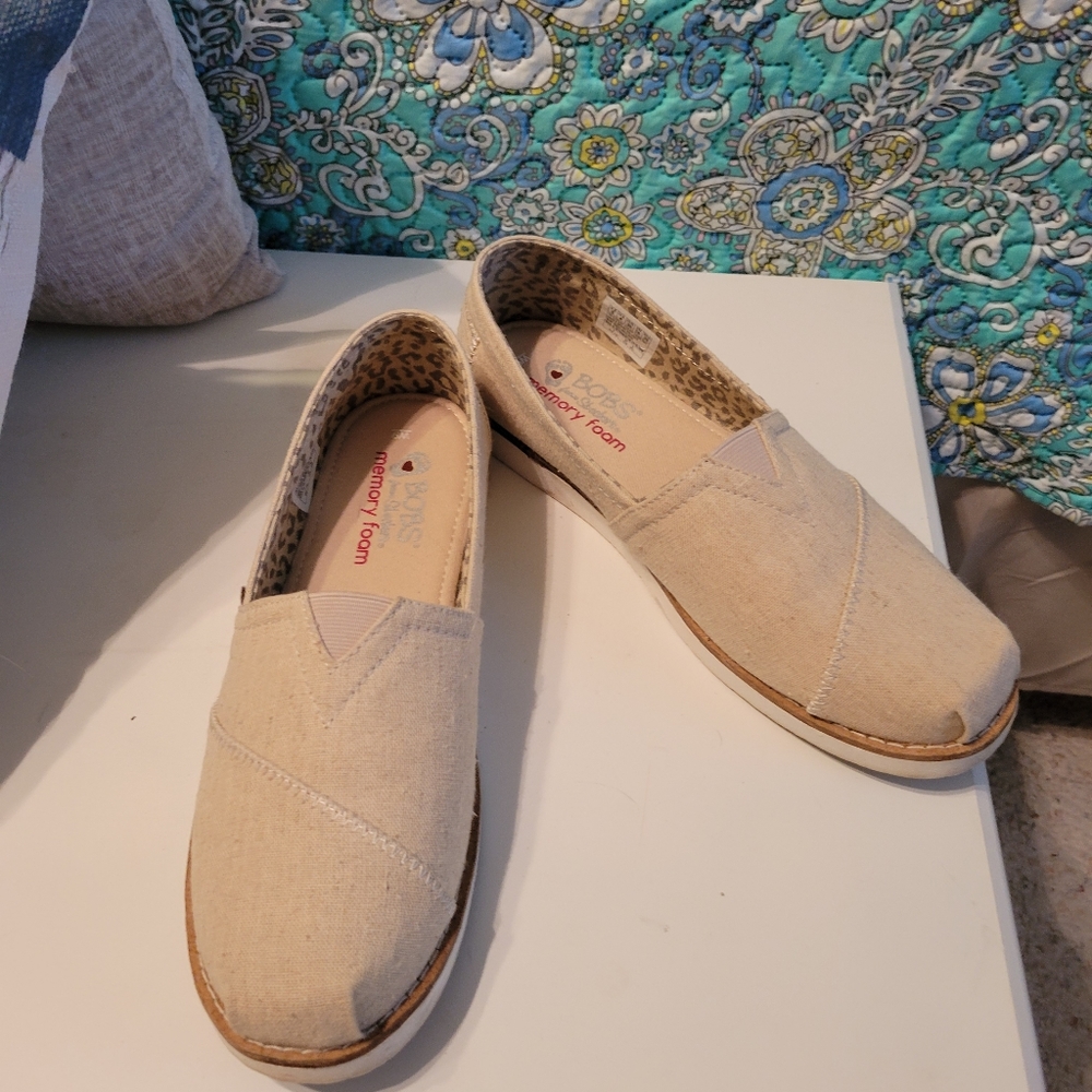 Women's BOBS by Skechers  size 9